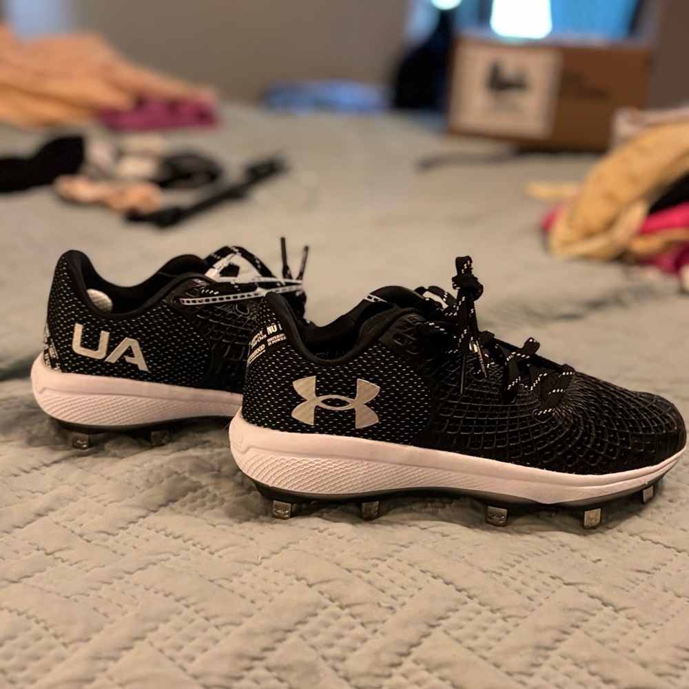 Under Armour Women's Glyde 2.0 Mt Softball Shoe - Picture 2 of 9